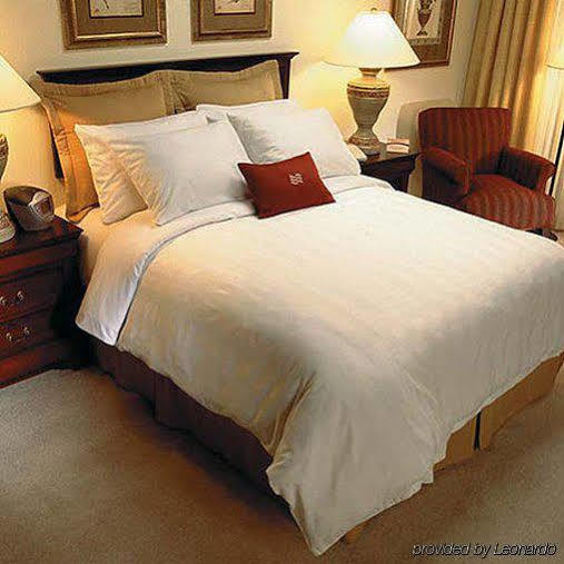 Hotel I-64 Richmond Dumbarton Esterno foto